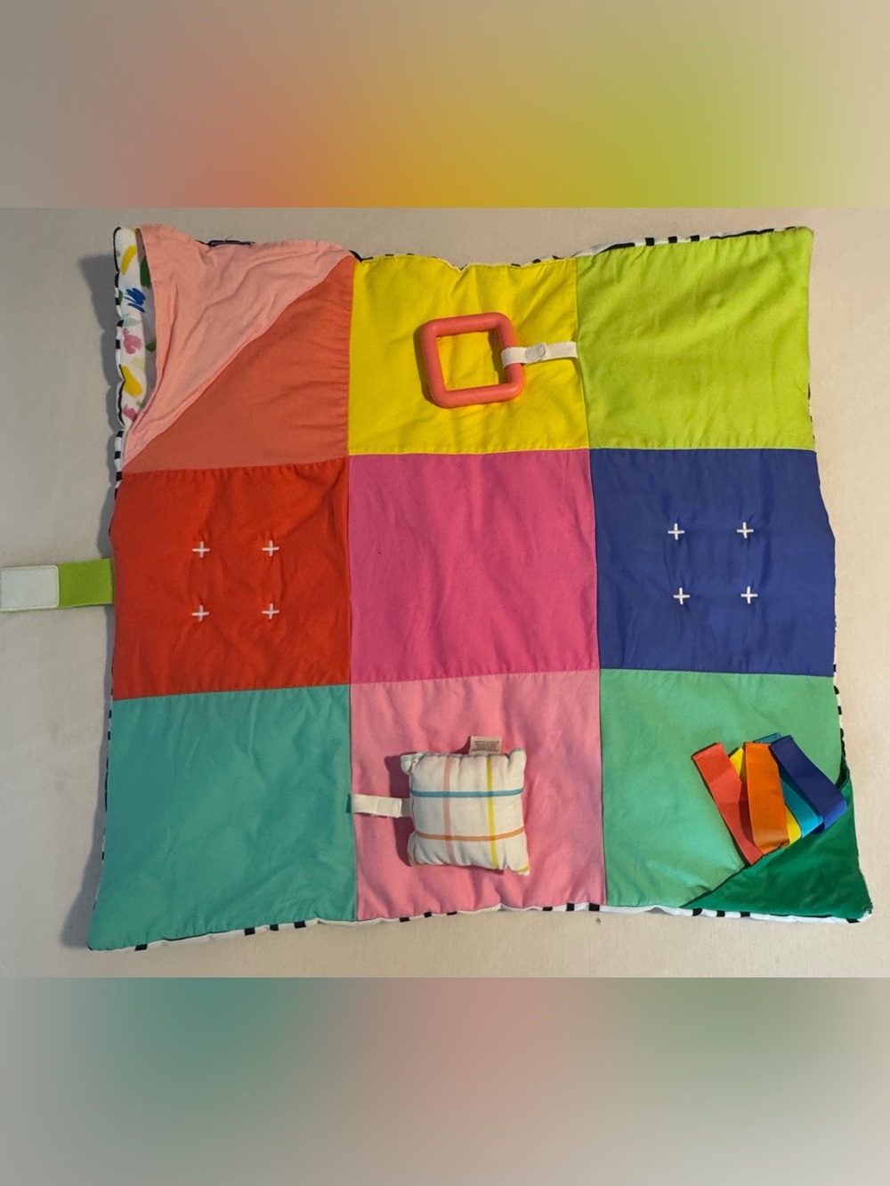 Lovevery Sensory play Mat